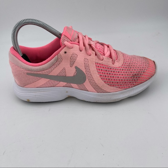 🥾 Nike Girls Revolution 4 Pink Running Shoes - Size 5 Y | Women’s Size 6.5 - Picture 2 of 13